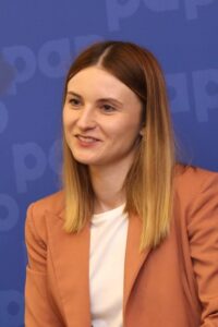 Edyta Witkowska-Grześkiewicz, pełnomocnik zarządu firmy BRUK-BET ds. fotowoltaiki.