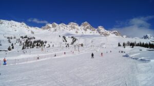 Ferie we Włoszech – zimowe szaleństwo na nartach czy może na snowboardzie?