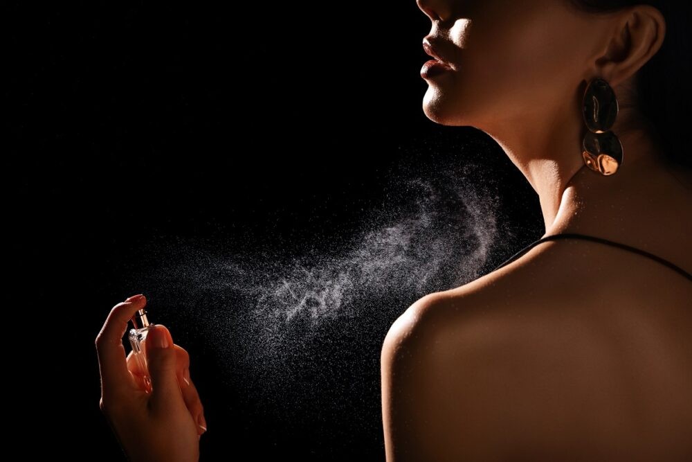 Perfumy damskie – na jakie nuty zapachowe warto postawić?
